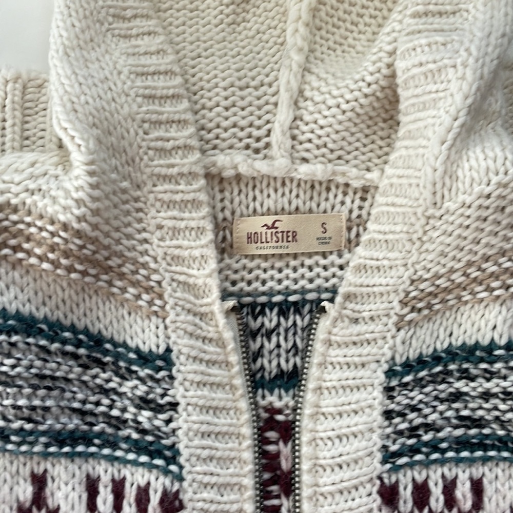 Hollister cream full-zip hooded sweater size small - Picture 3 of 7